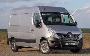 Renault Master Z.E. L2H2 2018 года (UK)